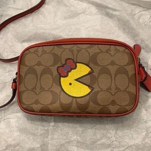Coach Pacman Cutie Crossbody 😍!